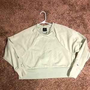 Nike Crop Sweatshirt